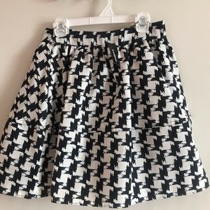 Express black and white skirt